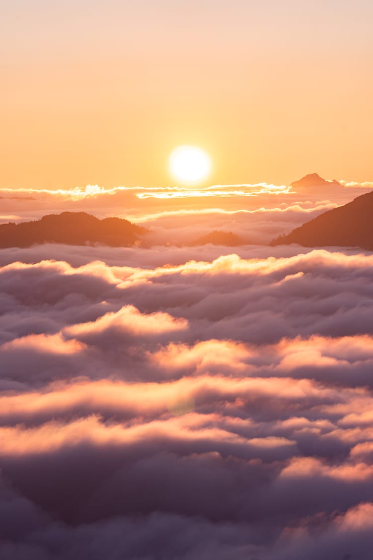 Sunrise Cloud Inversion in the North Shore Mountains