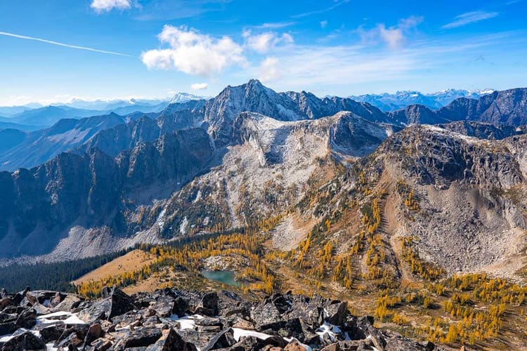 📗 Hiking Guide for Manning Park's Frosty Mountain